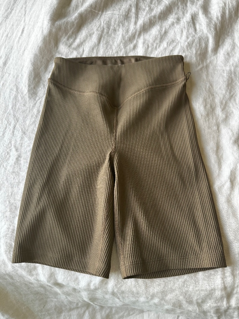 Barry’s workout shorts and top